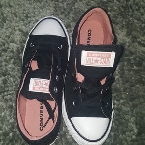 Converse all star black & white  Youth size 2 NEW